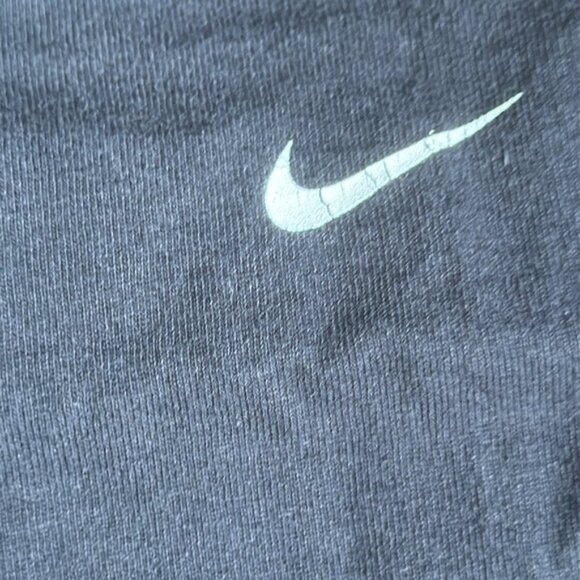 Vintage Nike Extra Large Black Muscle Sleeveless Gym Shirt - Picture 6 of 7